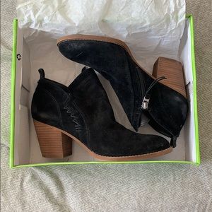 NWOT Sam Edelman Booties - Size 10